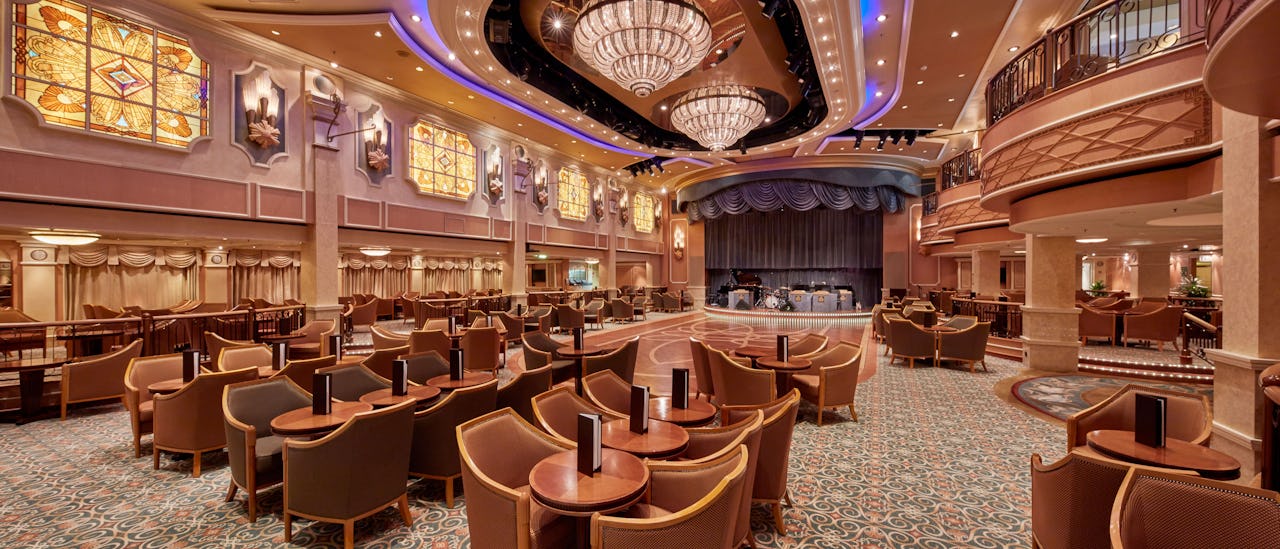 The Queen's Room – made for ballroom dancing