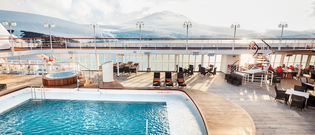 Chaise lounges arranged in the sun or shade