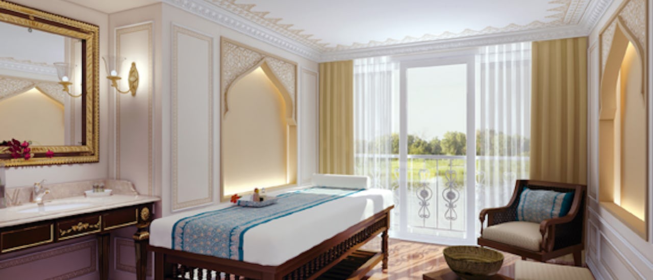 Enjoy regional Indian, as well as Western spa treatments at The Voyager Spa.