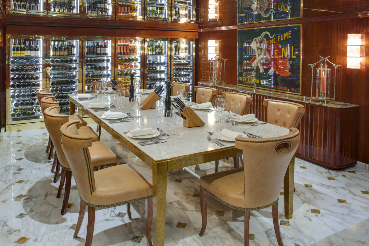 La Cave Des Vins - Lovers of French food and wine can experience an exclusive epicurean event in the onboard show kitchen.