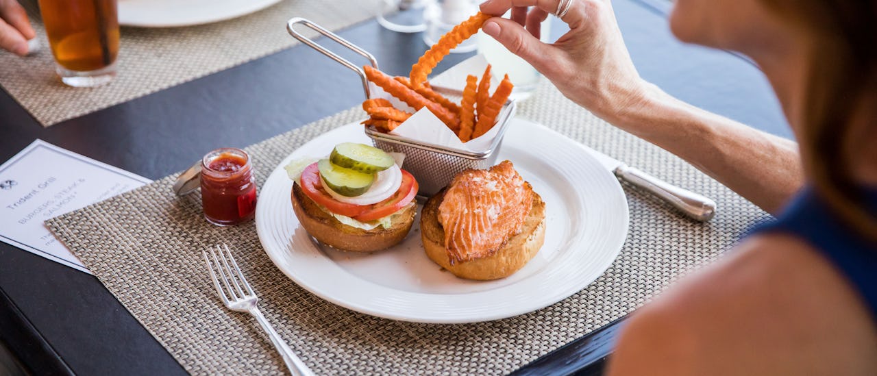 Trident Grill - the pool restaurant