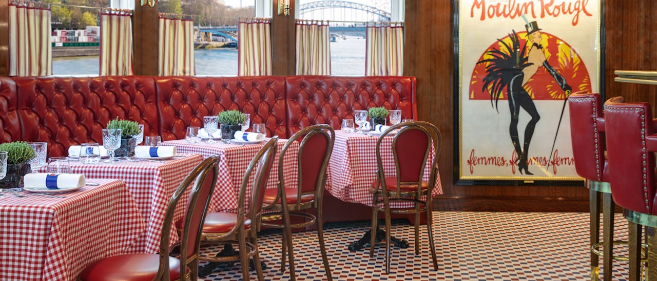 LE BISTROT - The ship's very own Parisian-style sidewalk café serves classic French cuisine