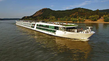 Emerald Sun, Rhine River