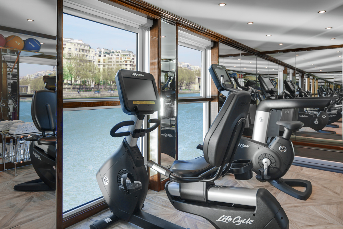 Exercise with sea views at the gym