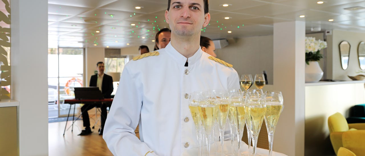 Let's have a glass of champagne