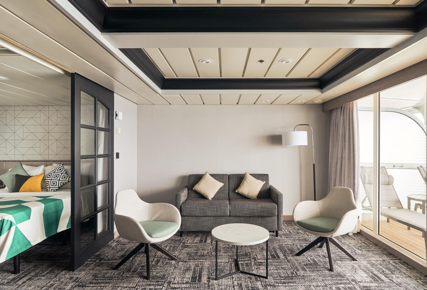 SUITE