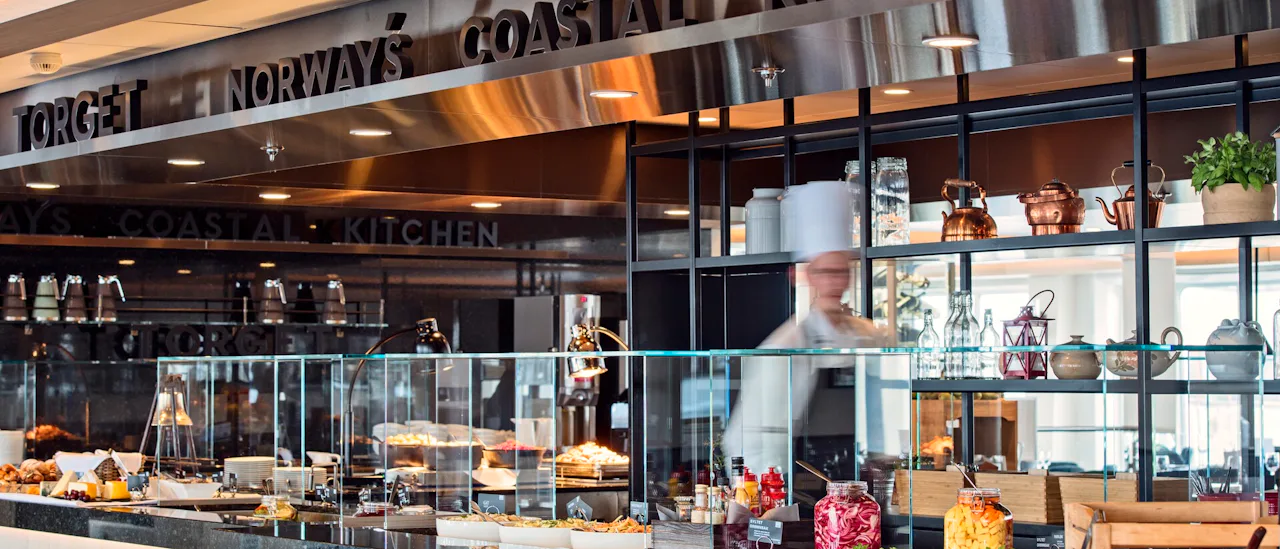The main restaurant Torget offers a selection for all three daily meals