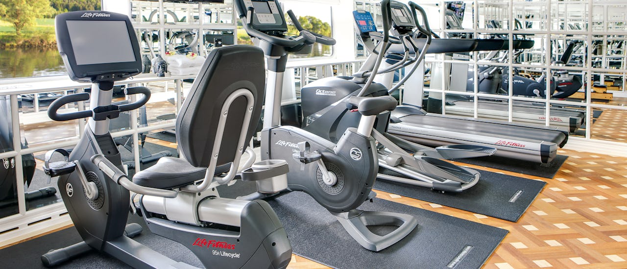 Exercise with sea views at the gym