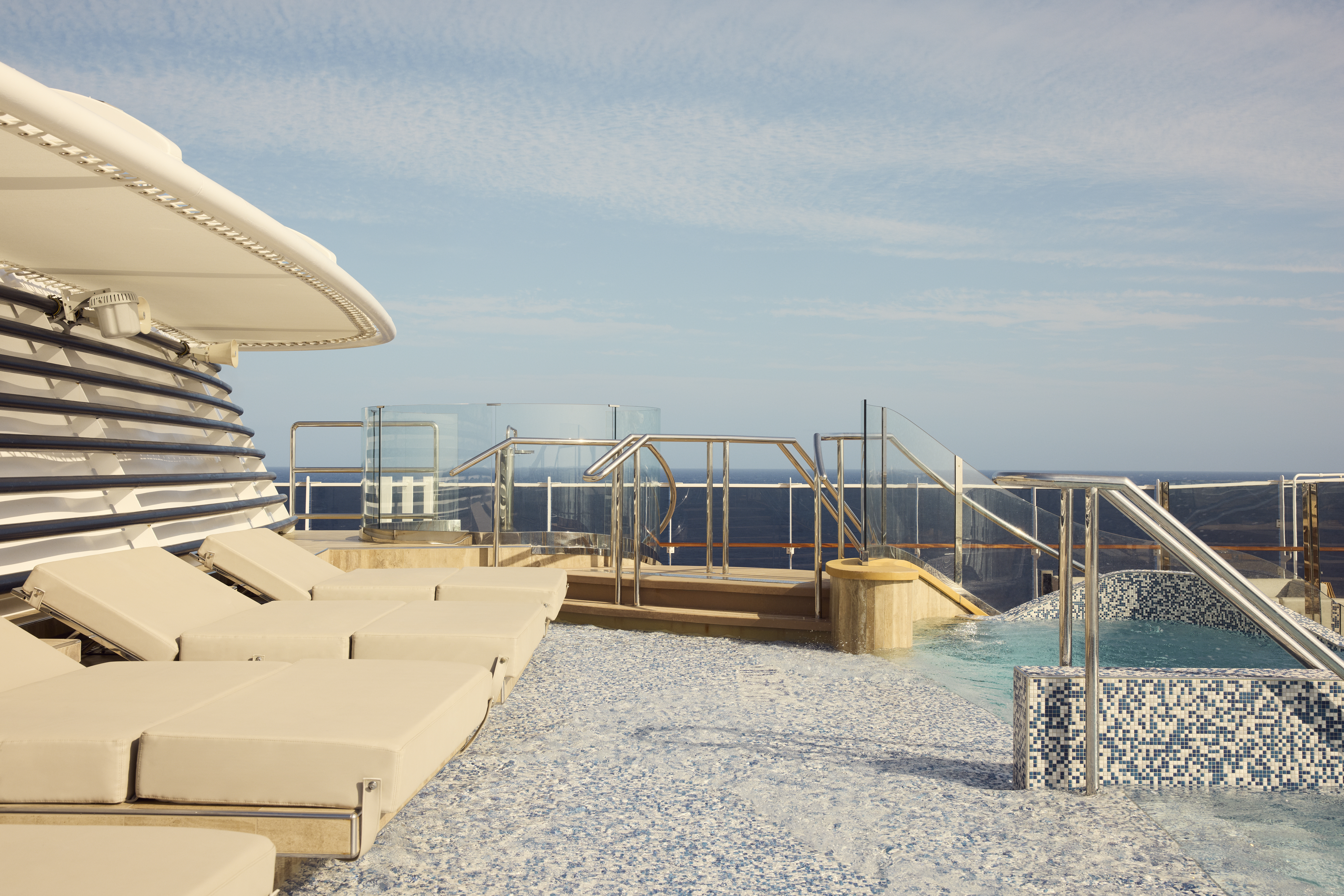 Atoll Pool & Bar - an intimate pool with a chilled vibe