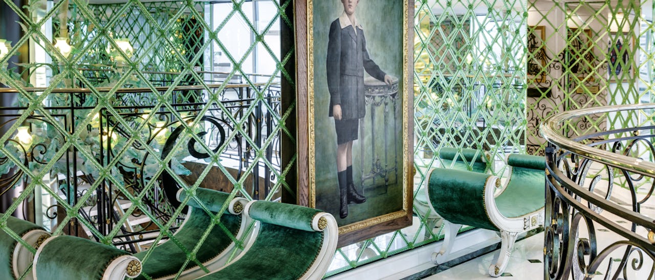 On each guest deck, the corridors are decorated with uniquely beautiful artwork