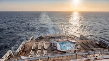 Queen Mary 2, Transatlantic