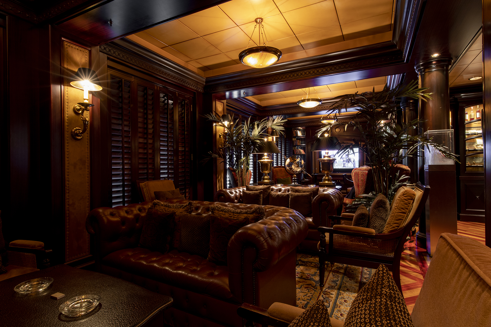 Connoisseur Club - an elegant space to indulge in the finest cigars and cognacs
