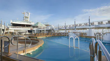 Norwegian Jade, Transpacific