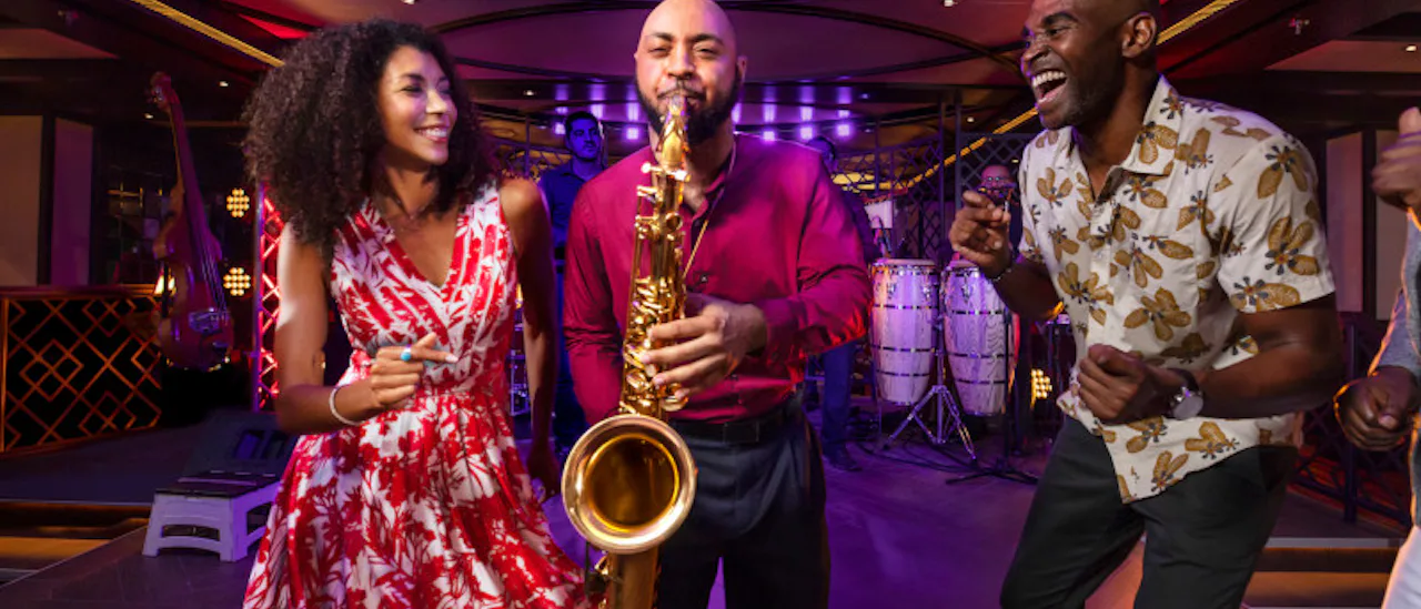 Jazzy vibes in Havana bar