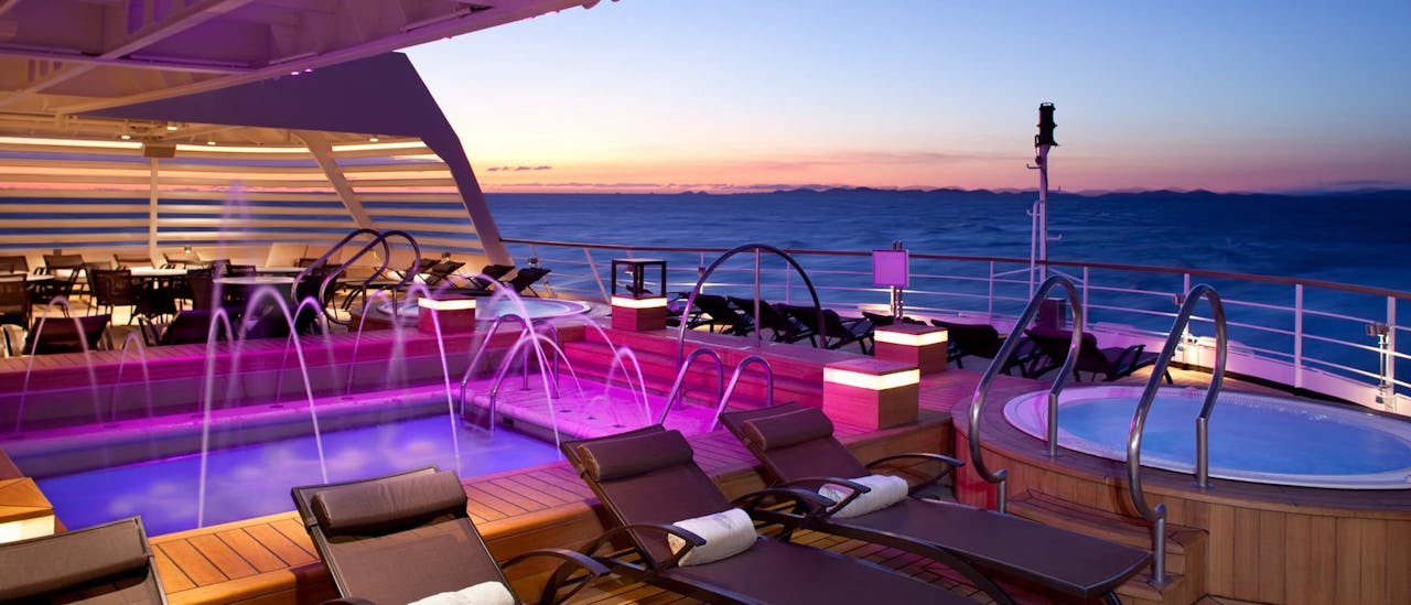 Seabourn Ovation AftPool