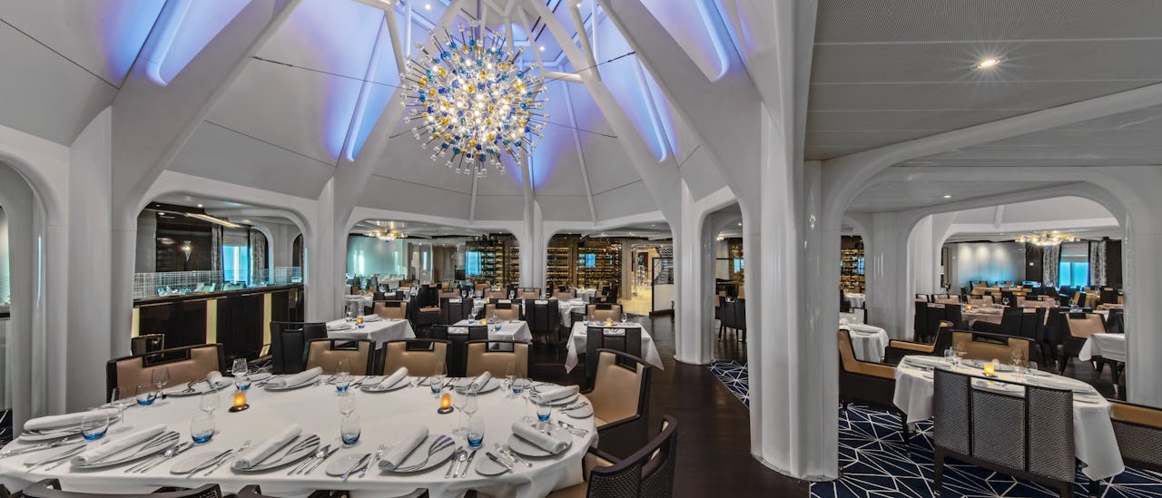 Seabourn Ovation dining