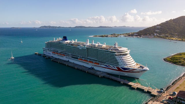 P&O Cruises Arvia in the Caribbean