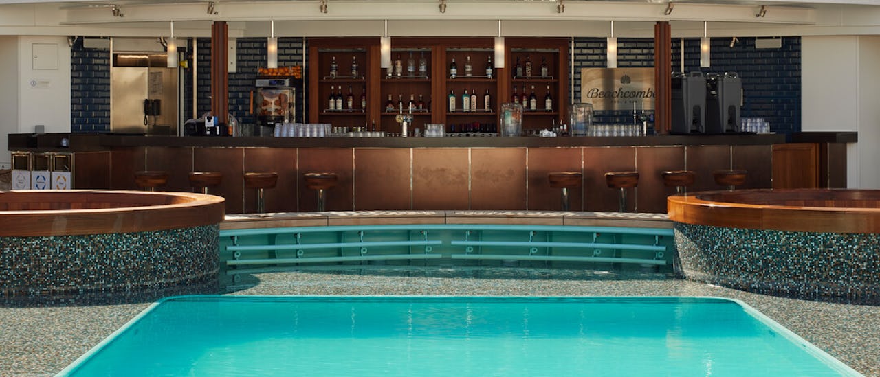 P&O Cruises Arvia Pool