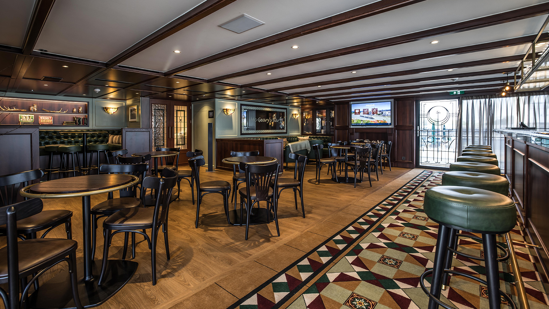 Travelmarvel Lounge Bar