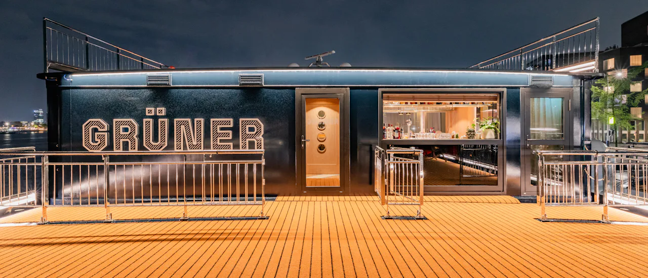 APT River Gruner Exterior