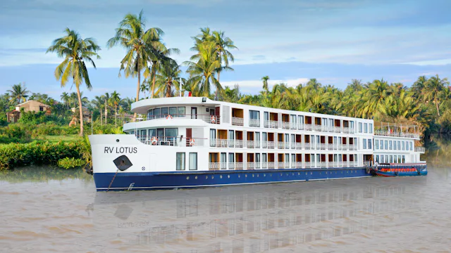 RV Lotus - Travelmarvel