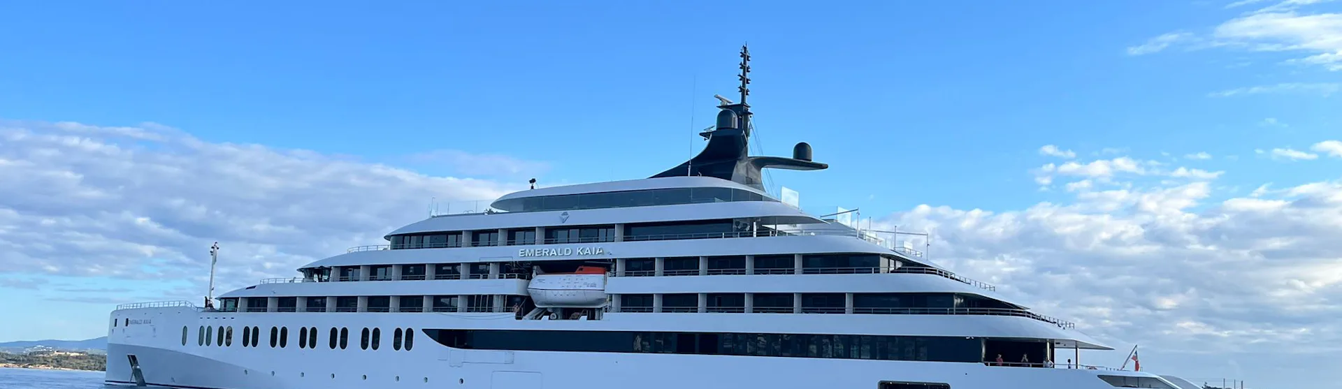 Emerald Kaia Yacht