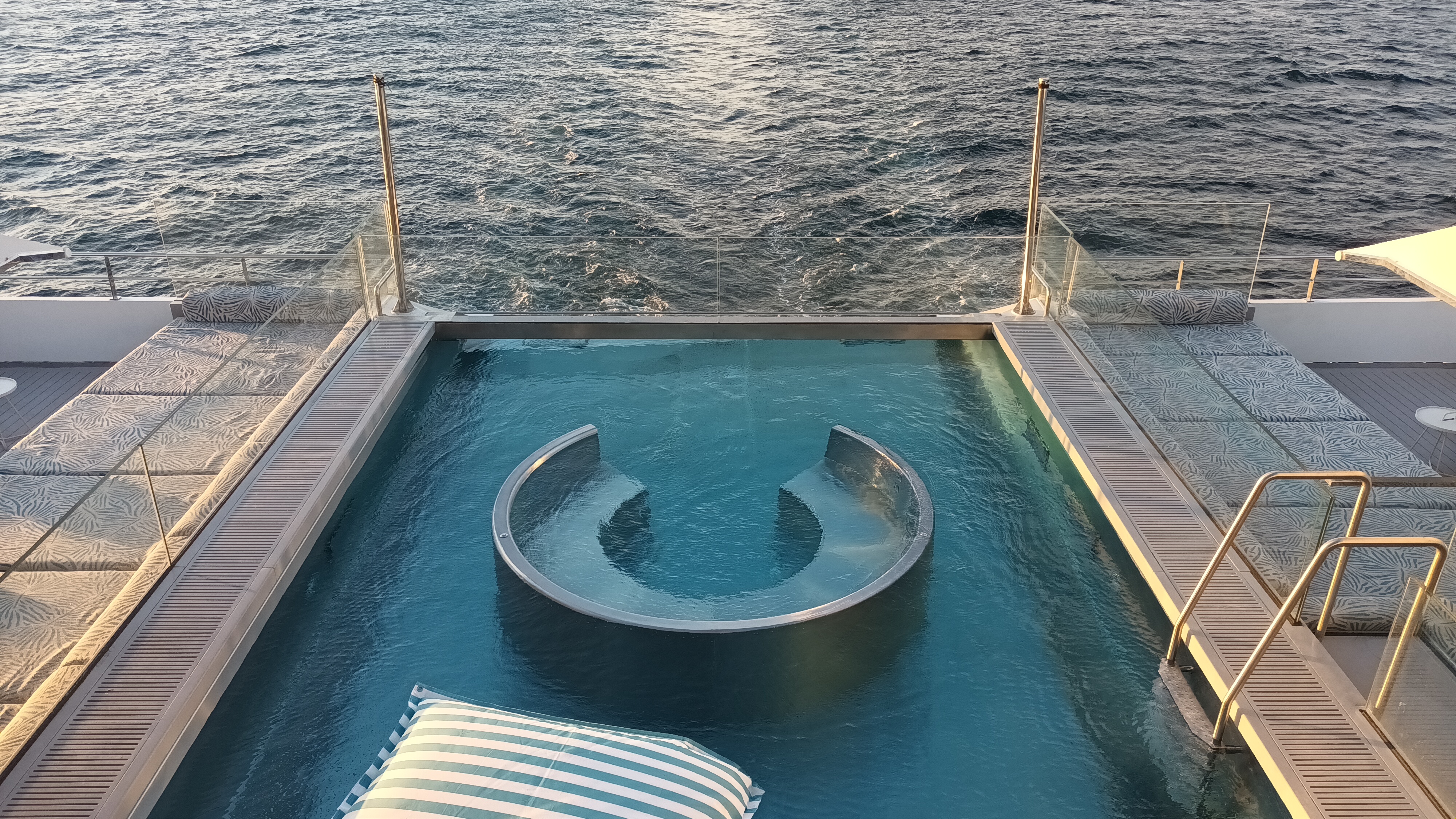 Emerald Kaia Infinity Pool