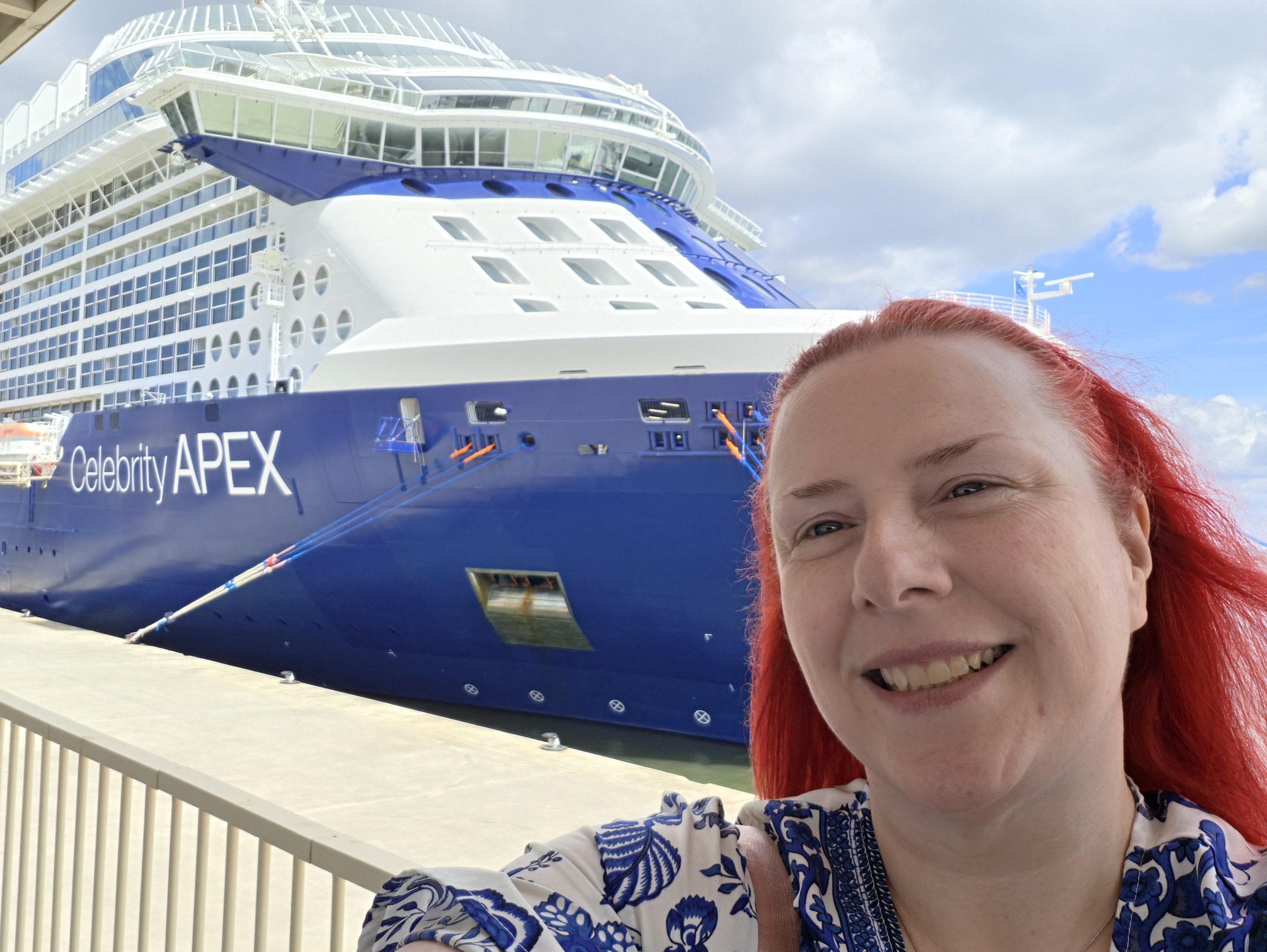 Nicola with Celebrity Apex