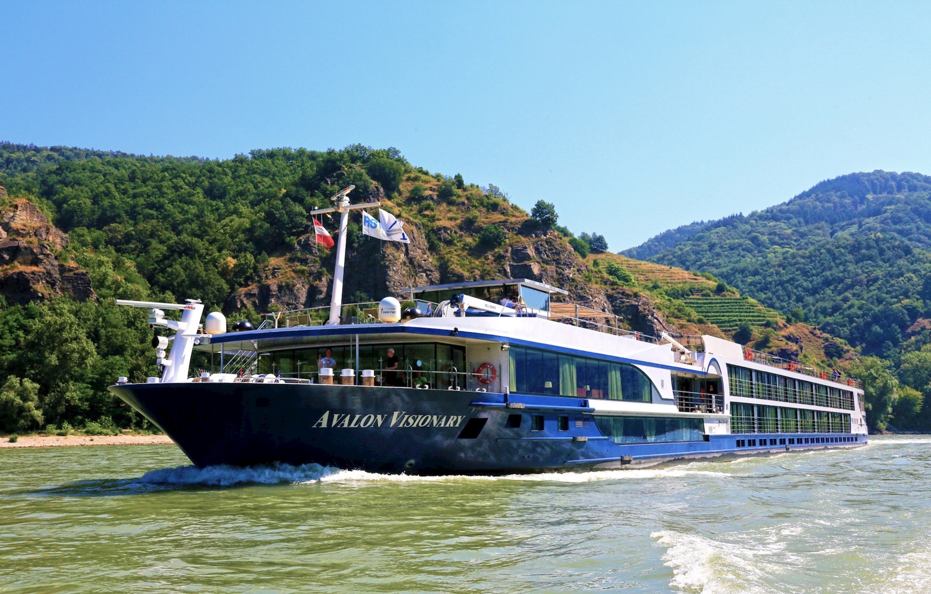 are avalon river cruises still operating