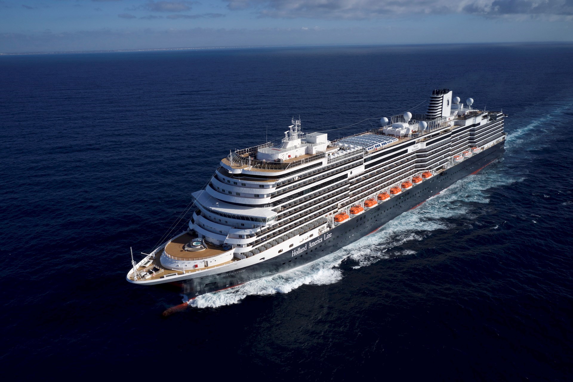 Holland America Line Nieuw Statendam Cruise Ship 2024 / 2025